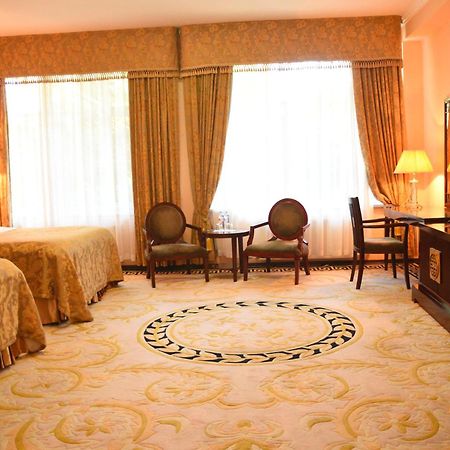 Hotel Royal Florence Chisinau Eksteriør bilde