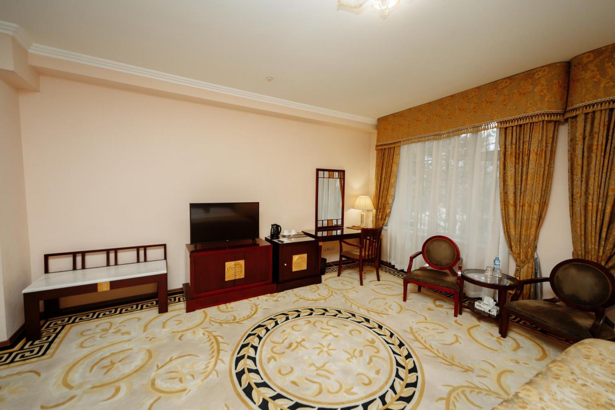 Hotel Royal Florence Chisinau Eksteriør bilde